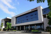 股东濒临破产，股权冻结逾四成，昔日“酱油第一股”成同行垫底